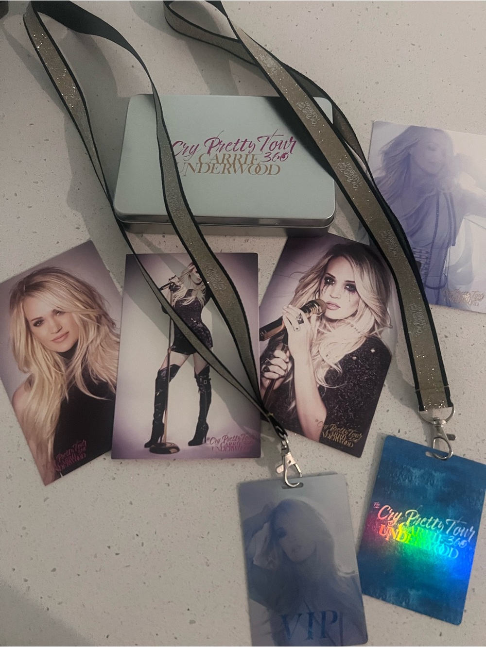 2 Carrie Underwood VIP Lanyards in tin with 4 portrait postcards. New condition